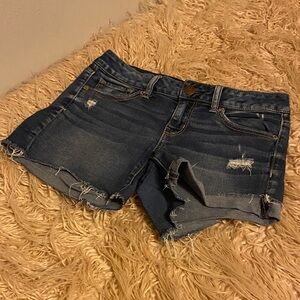 #147 American eagle size 8 Denim Distressed Women Shorts